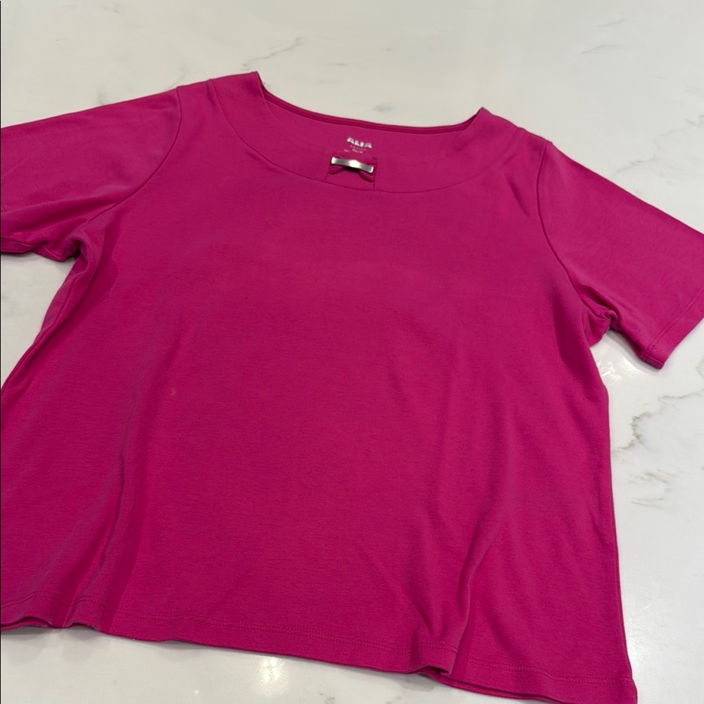 ☀️3 for $15☀️TanJay Pink Short Sleeve Tee